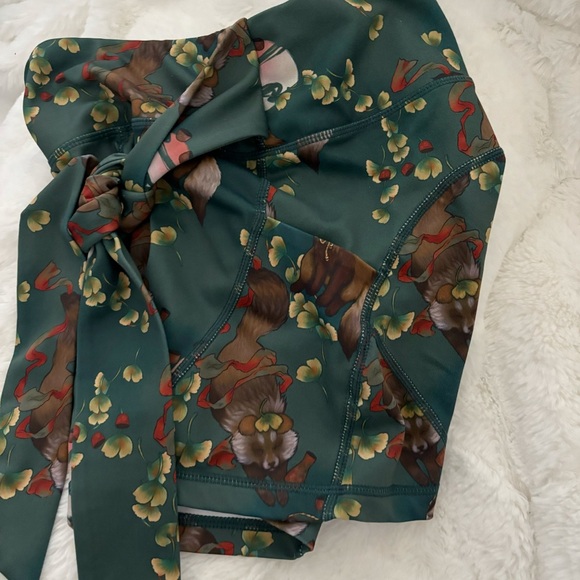 Iron Yokai Tanuki Wrap Shorts Size XS Green Tie Front Activewear Street Apparel - Picture 5 of 9